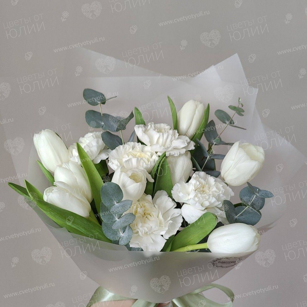 Букет «Нежность весны» с тюльпанами и гвоздиками