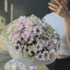 Букет «Розовый танацет» с кустовыми хризантемами и танацетумом