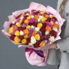 Букет из 101 розы микс «Радужный купол» (местная, 40 см)