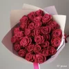 Букет из 31 малиновой розы (местная, 50 см)