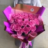 Букет «Розовый вечер» из 21 розы (местная, 40 см)