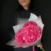 Букет из 3 розовых гортензий «Малиновый купол»
