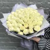 Букет «Молочная волна» из 55 белых роз (местная, 40 см)