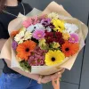 Букет «Осенний фейерверк» с герберами, хризантемами и кустовой розой