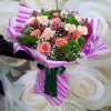Букет «Персиковый акцент» с розами, гвоздиками и хризантемами