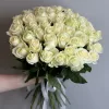 Букет из 51 белой розы «Белый купол» (местная, 50 см)