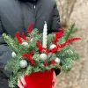 Новогодняя композиция «Алая звезда» с датской пихтой и свечой