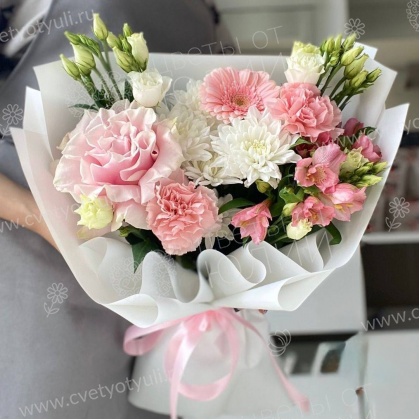 Сборный букет с французской розой